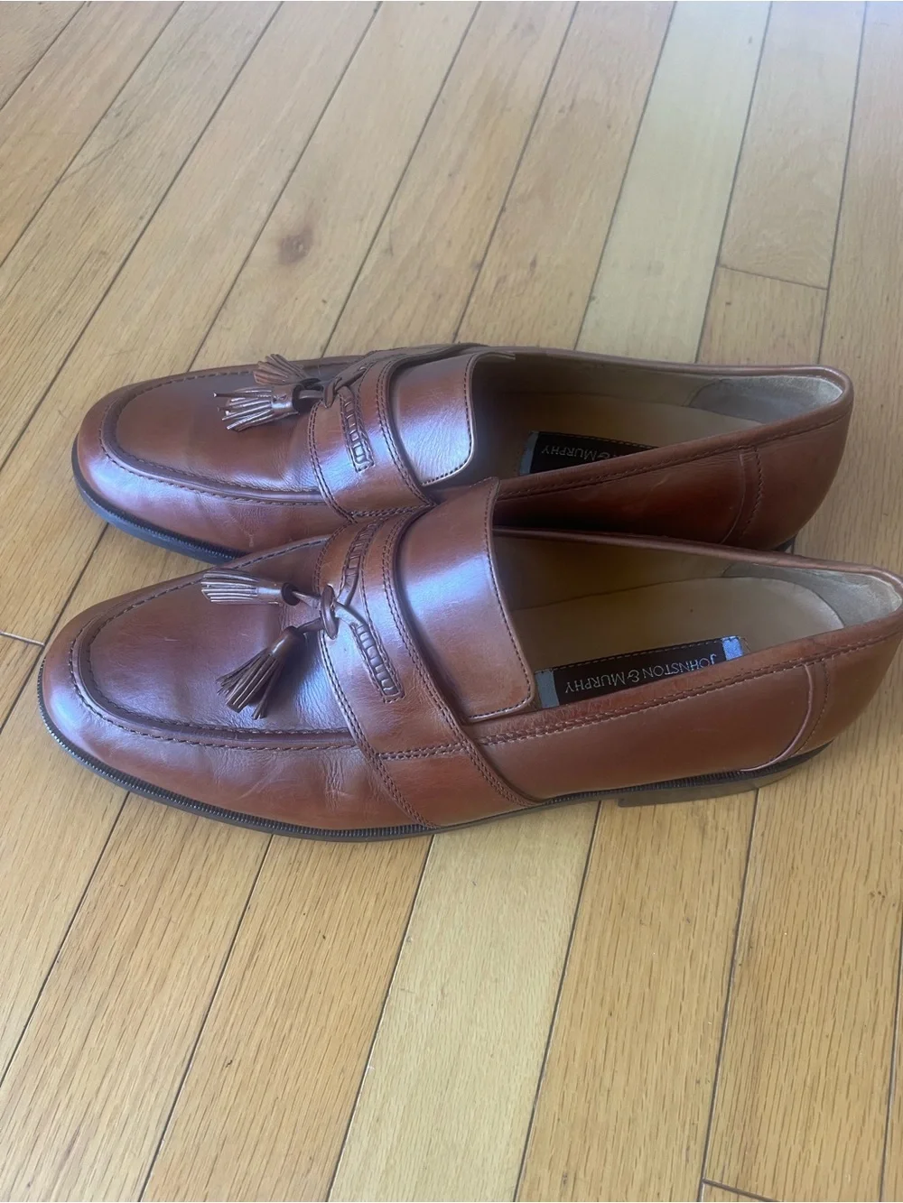 Johnston & Murphy 1046 Brown Leather Tassel Loafers Timeless Dress Shoes 9M